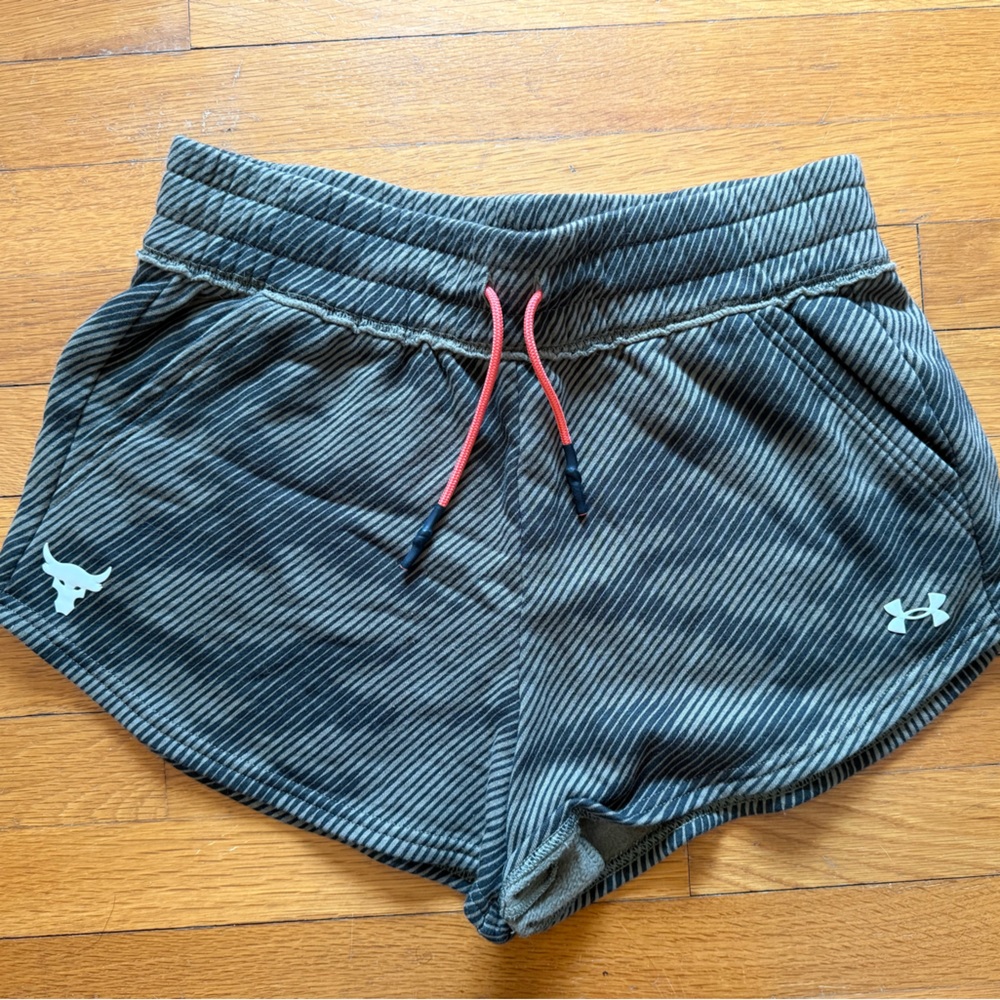 Under Armour Women's Athletic Striped Shorts